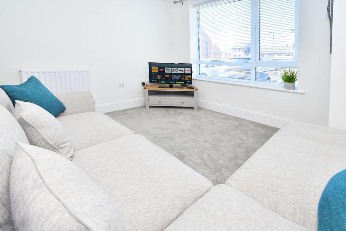 Regal House By True Stays - 3 Bedroom House In Stoke-On-Trent Exterior foto